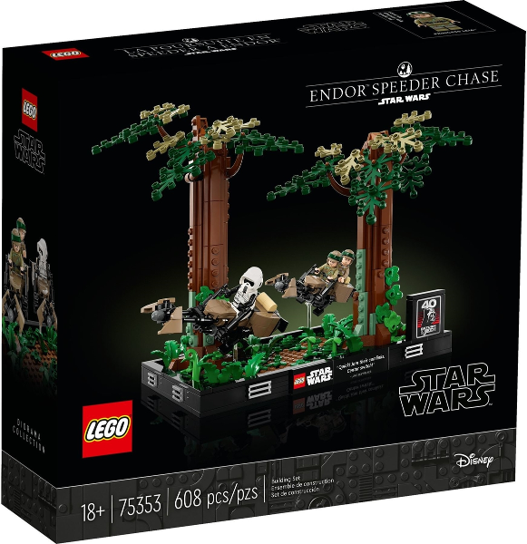 Endor Speeder Chase Diorama (Damaged Box)