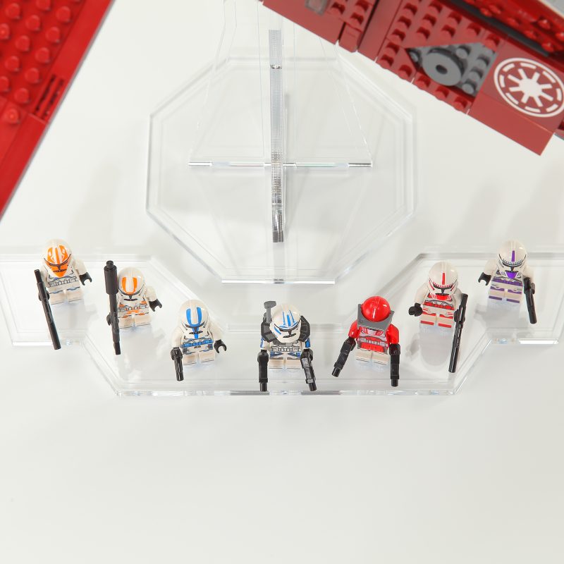 7 Figure Add-On Plate for Pedestal Stand