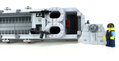 LCVP Higgins Boat WW2 Landing Craft (S32)