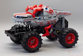 Monster Jam™ ThunderROARus™ Pull-Back